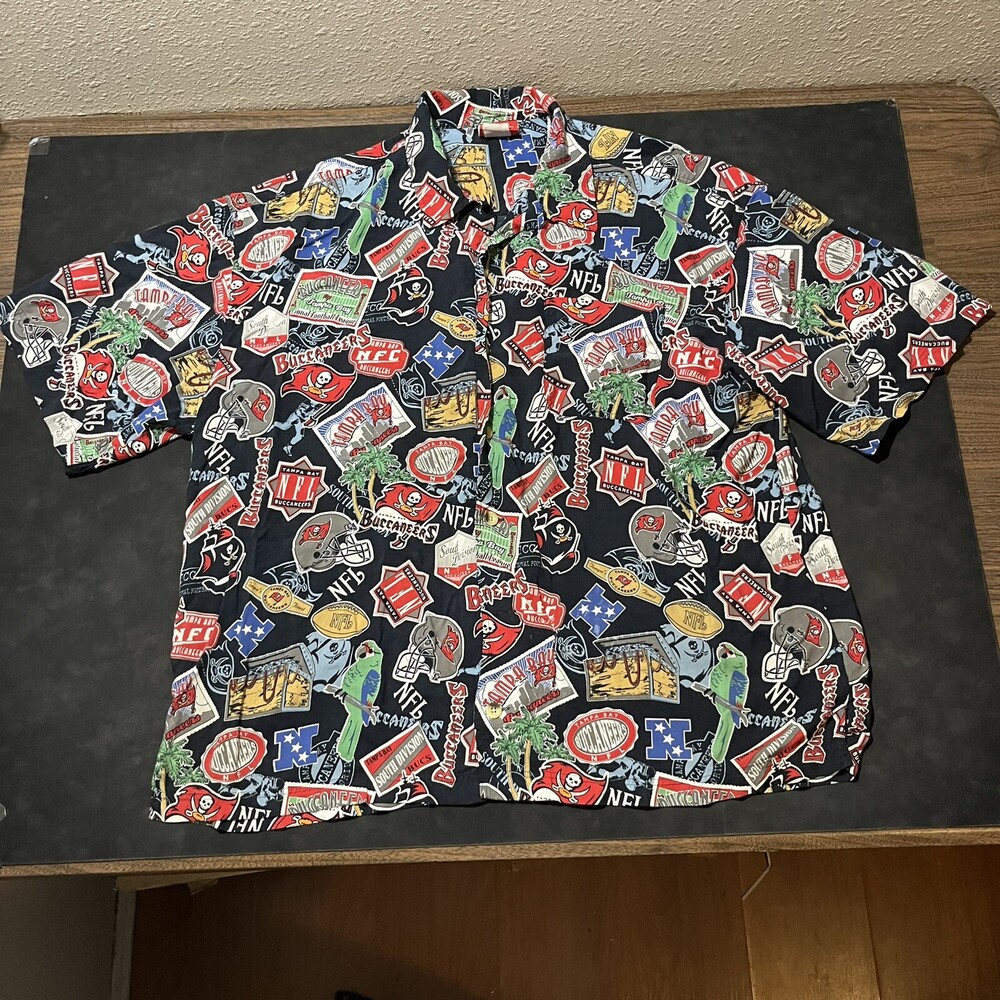 Vintage Tampa Bay Buccaneers Hawaiian Rayon Shirt Floral Button Up Bucs 90s NFL